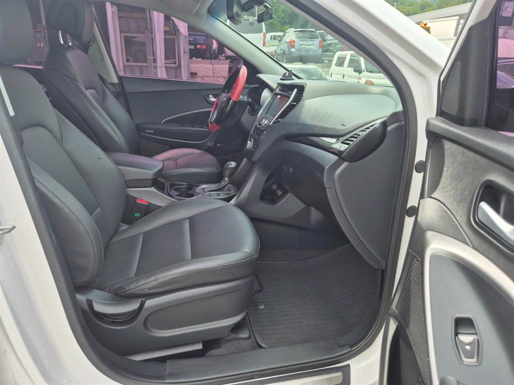 HYUNDAI Santa Fe - Vista 10