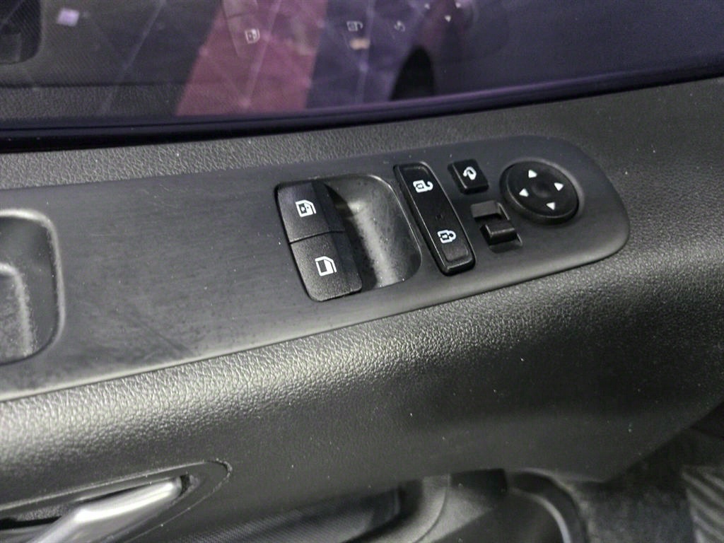 HYUNDAI Staria - Vista 7