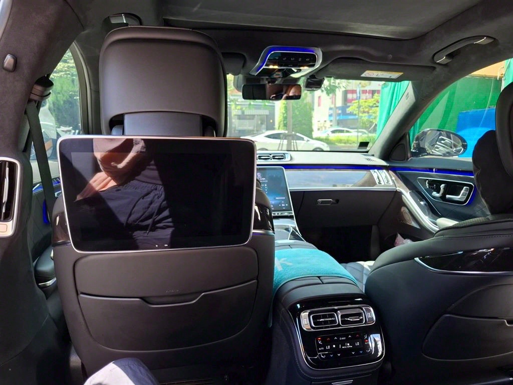 Mercedes Benz S Class - Vista 9