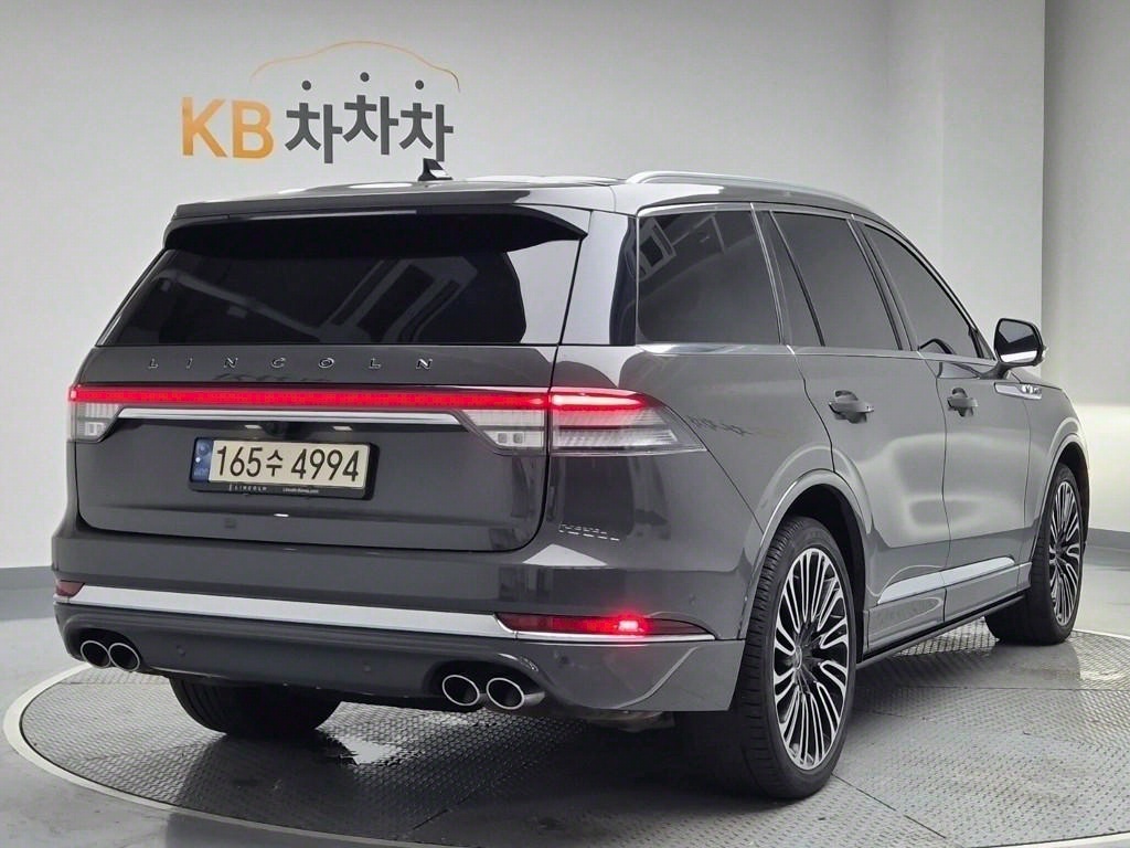 Lincoln Aviator - Vista 4