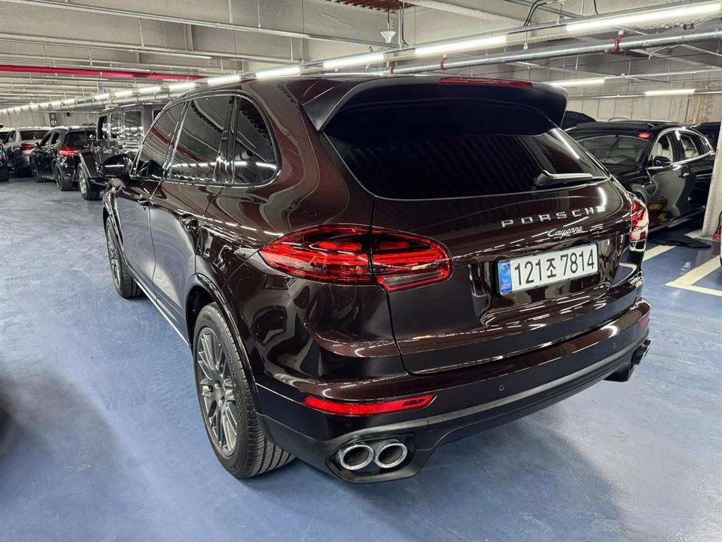 Porsche Cayenne - Vista 6