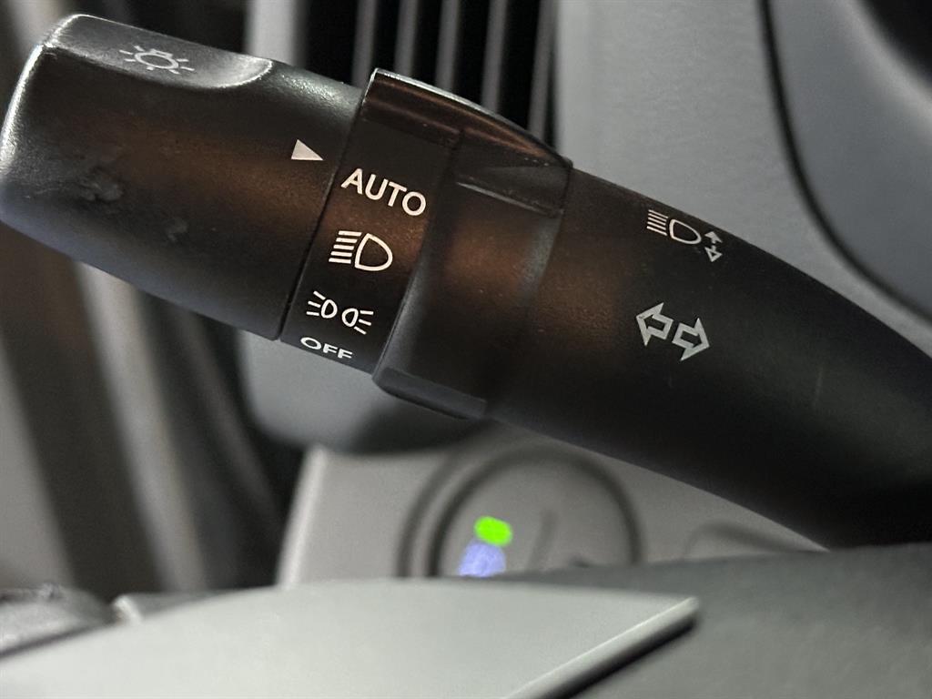 HYUNDAI Starex - Vista 12