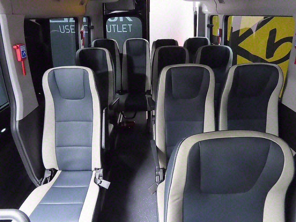 HYUNDAI Solati 2024 Negro - Importación desde Corea - HF Imports Iquique - Foto 11