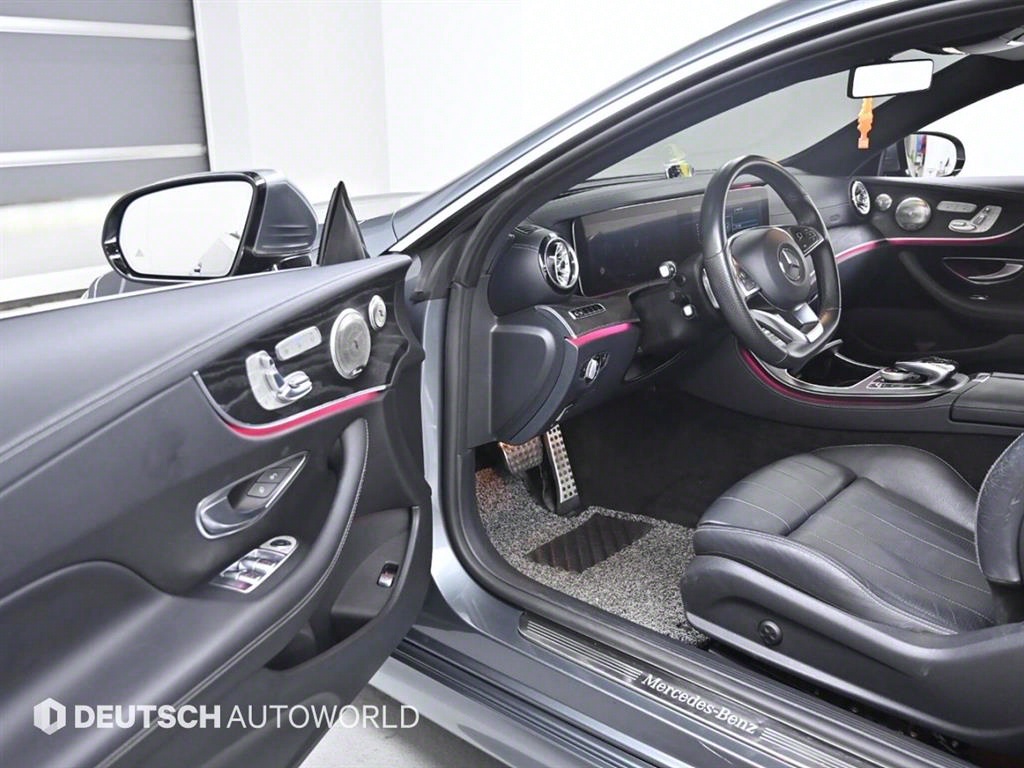 Mercedes Benz E class - Vista 11