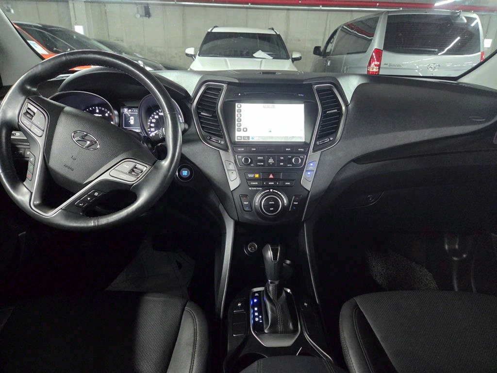 HYUNDAI Santa Fe - Vista 6