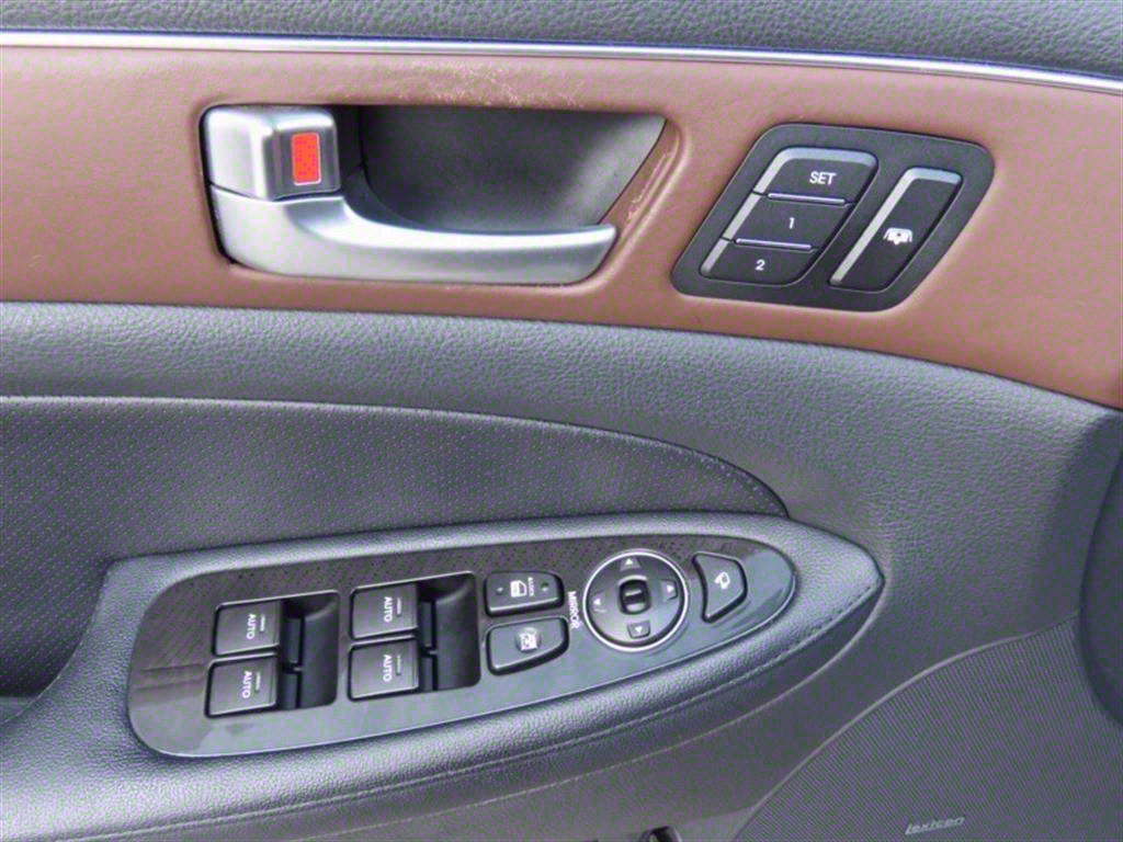 HYUNDAI Genesis 2012 Plateado - Importación desde Corea - HF Imports Iquique - Foto 12