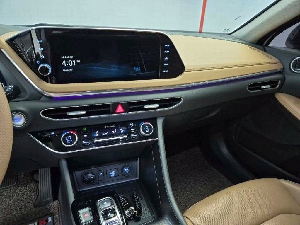 HYUNDAI Sonata - Vista 10
