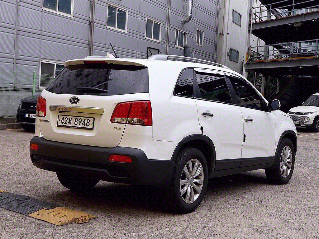 KIA Sorento - Vista 7