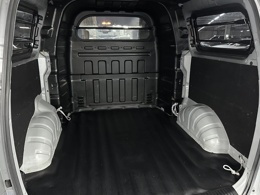 HYUNDAI Starex 2019 Gris - Importación desde Corea - HF Imports Iquique - Foto 20