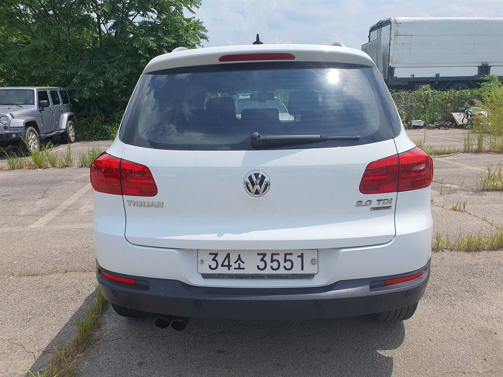 Volkswagen Tiguan - Vista 5