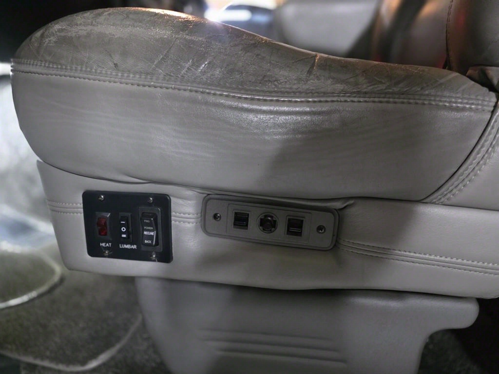 Chevrolet Express van - Vista 10