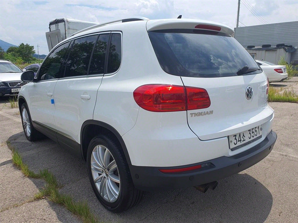 Volkswagen Tiguan - Vista 7