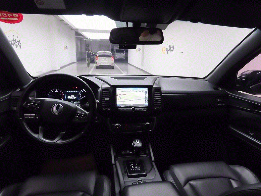 Ssangyong Rexton - Vista 8