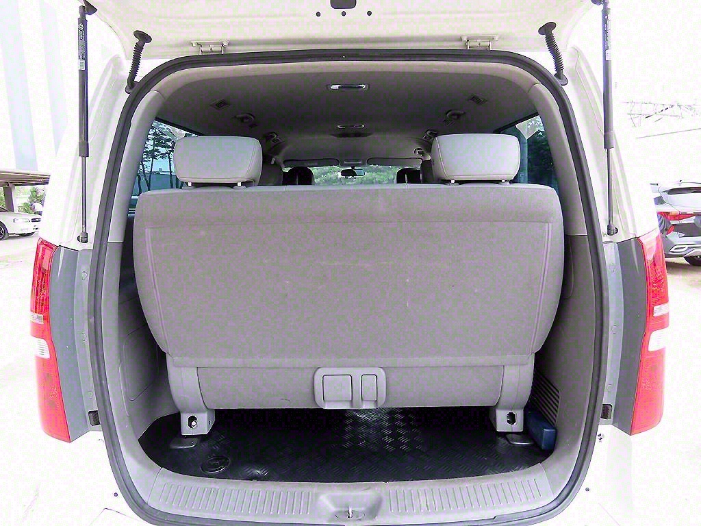 HYUNDAI Starex 2016 Blanco - Importación desde Corea - HF Imports Iquique - Foto 18