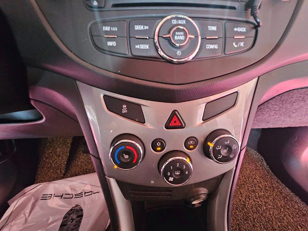 Chevrolet Trax 2016 Blanco - Importación desde Corea - HF Imports Iquique - Foto 16