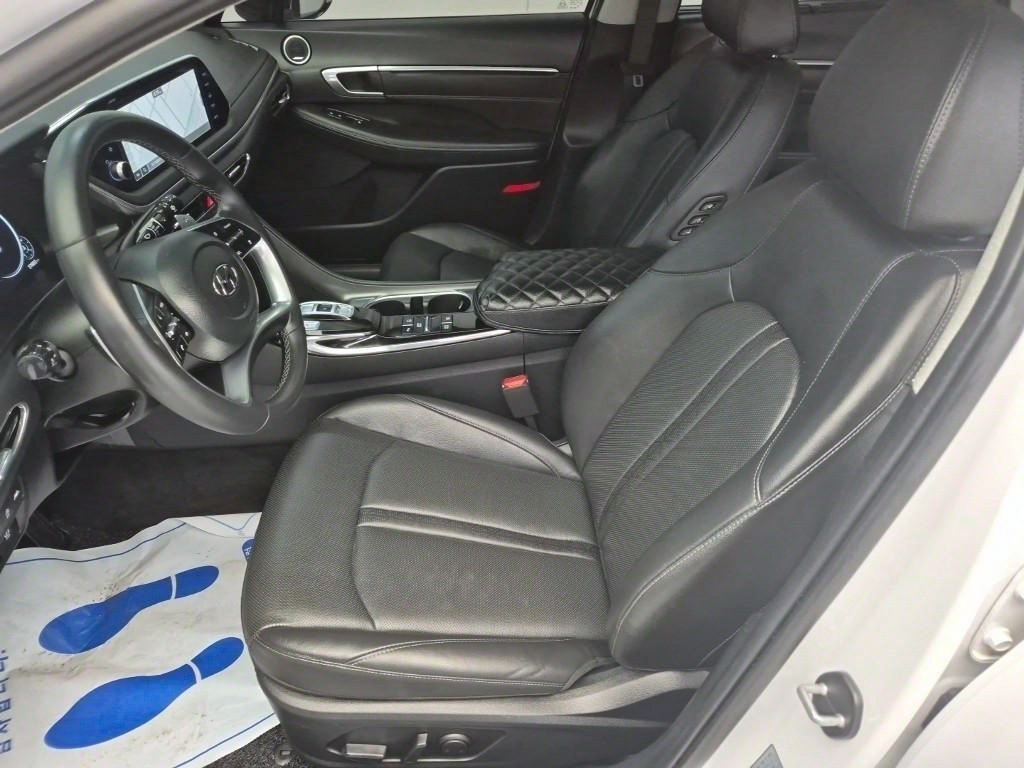 HYUNDAI Sonata - Vista 11