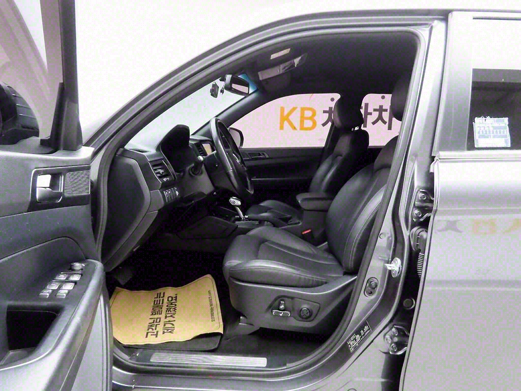 Ssangyong Rexton 2020 Gris - Importación desde Corea - HF Imports Iquique - Foto 13