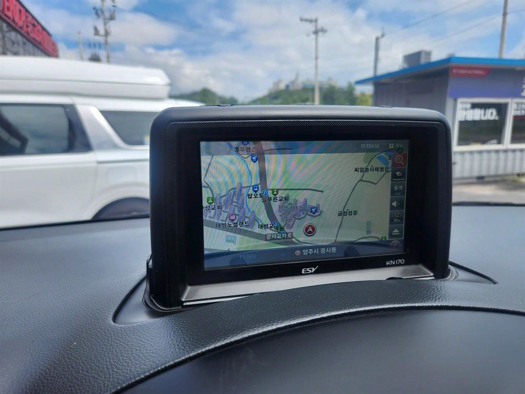 HYUNDAI Starex - Vista 10