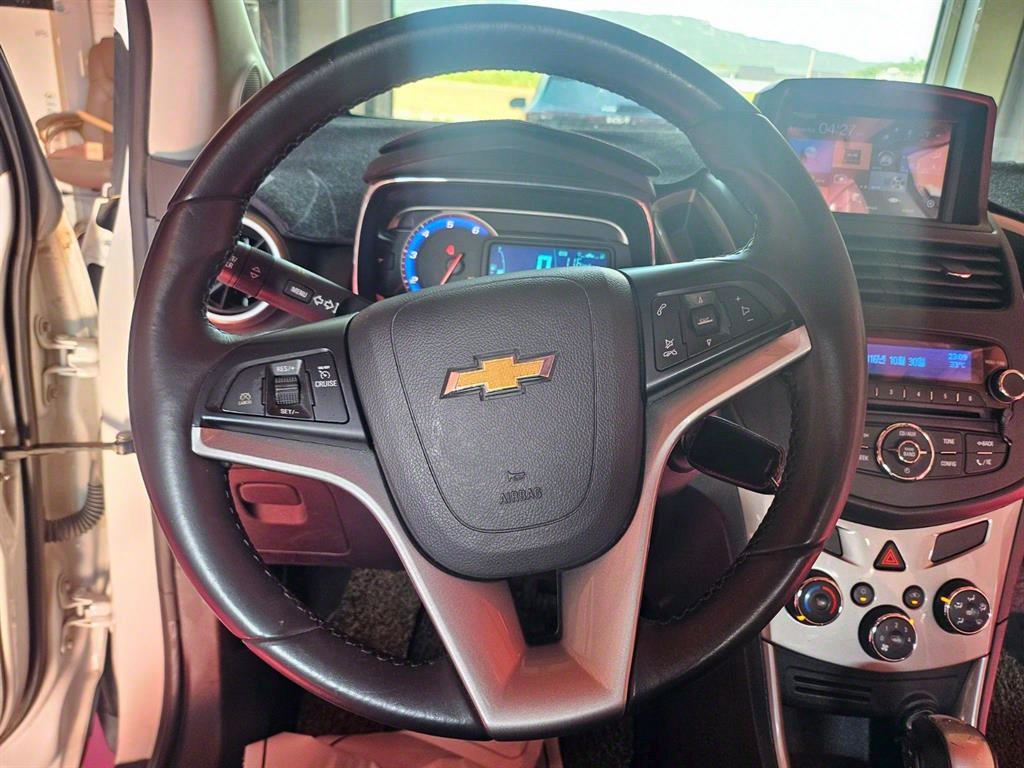 Chevrolet Trax 2016 Blanco - Importación desde Corea - HF Imports Iquique - Foto 18