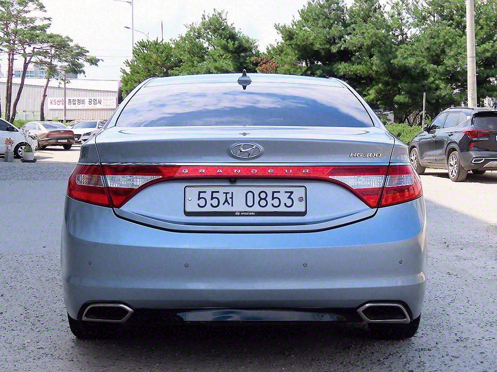 HYUNDAI Grandeur - Vista 4