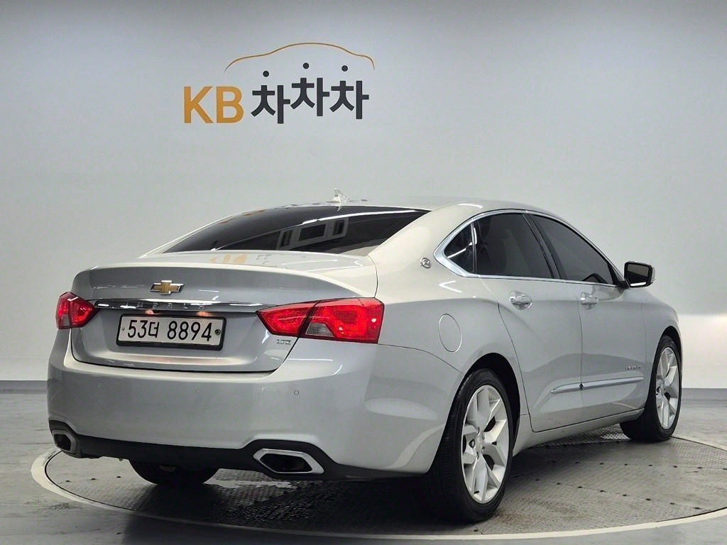 Chevrolet Impala - Vista 4