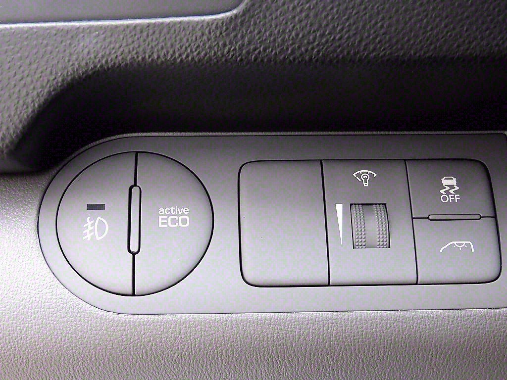 HYUNDAI Starex 2016 Blanco - Importación desde Corea - HF Imports Iquique - Foto 13