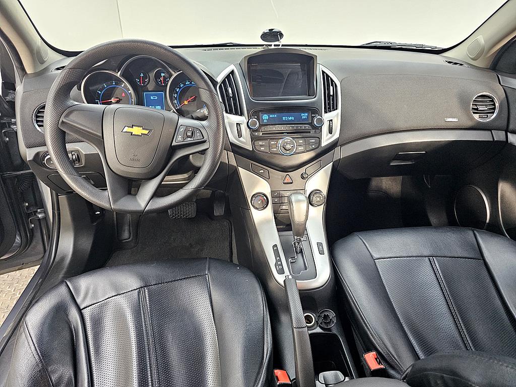 Chevrolet Cruise - Vista 5