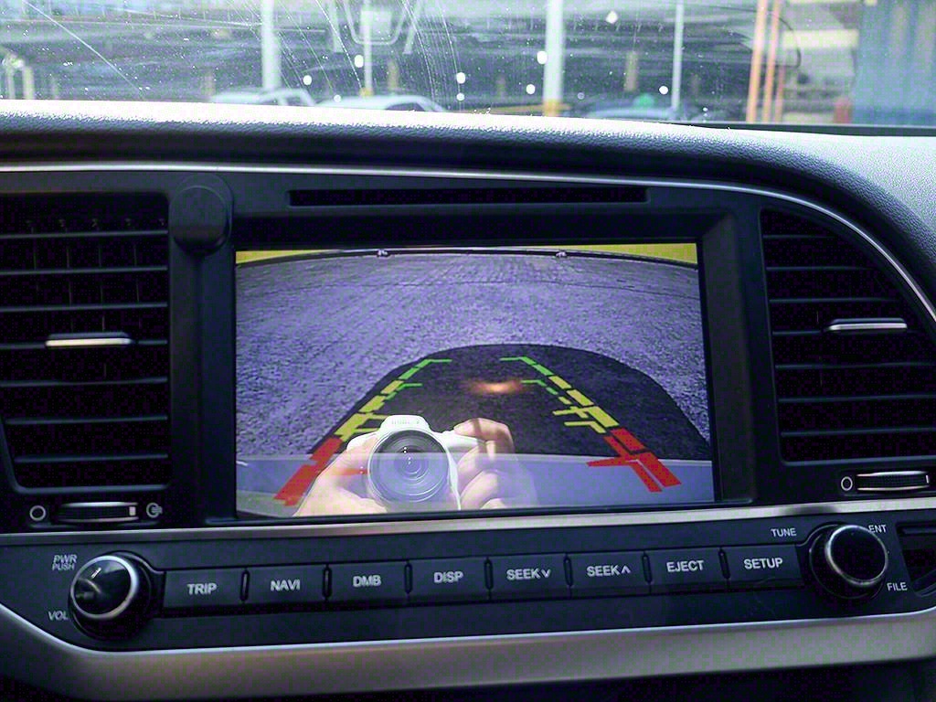 HYUNDAI Avante 2018 Blanco - Importación desde Corea - HF Imports Iquique - Foto 9