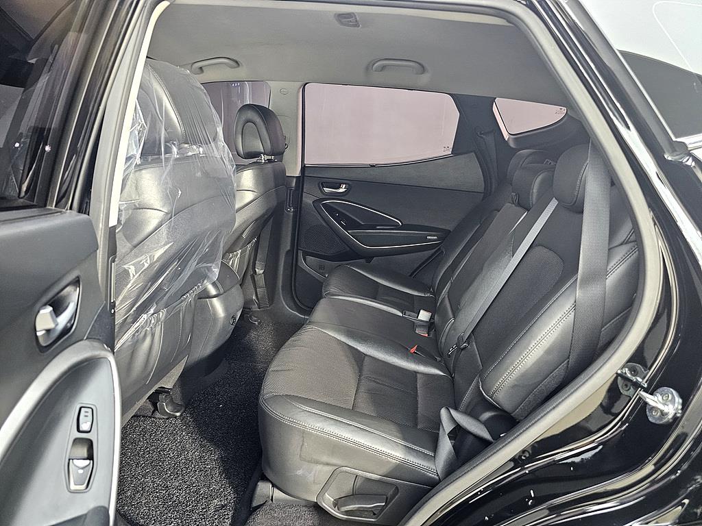 HYUNDAI Santa Fe - Vista 9