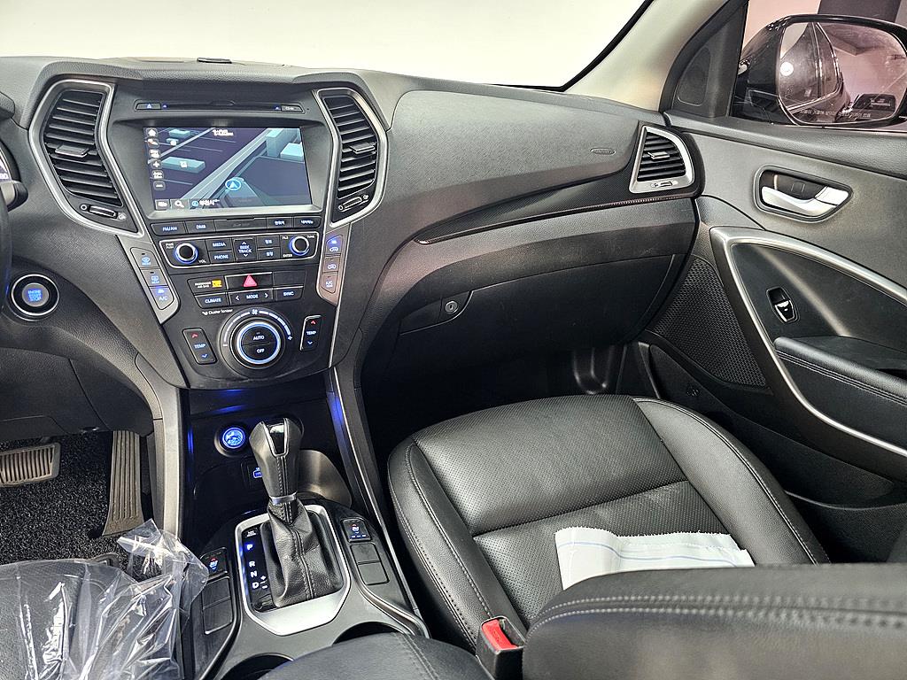 HYUNDAI Santa Fe - Vista 10