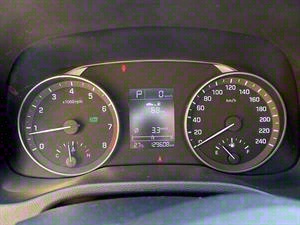 HYUNDAI Avante - Vista 12