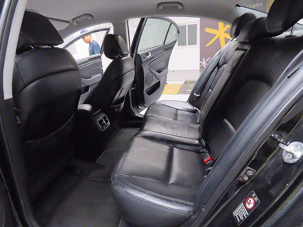 KIA K7 2013 Negro - Importación desde Corea - HF Imports Iquique - Foto 9