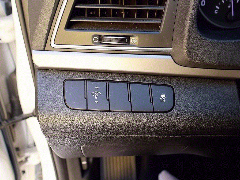 HYUNDAI Avante 2018 Blanco - Importación desde Corea - HF Imports Iquique - Foto 11