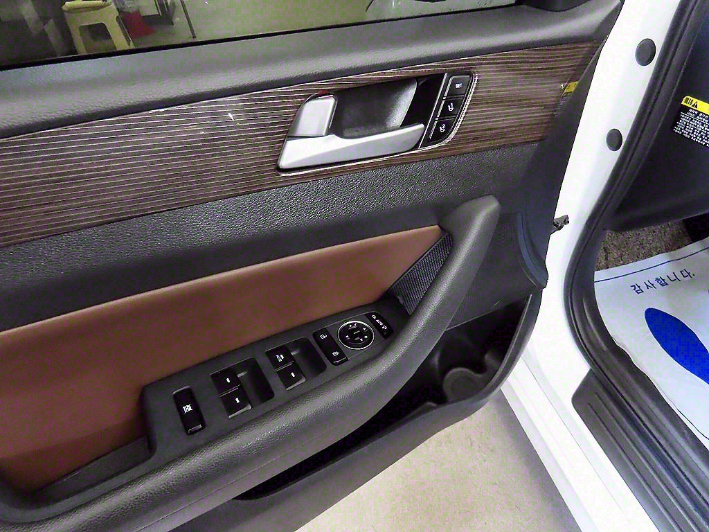 HYUNDAI Sonata 2019 Blanco - Importación desde Corea - HF Imports Iquique - Foto 13