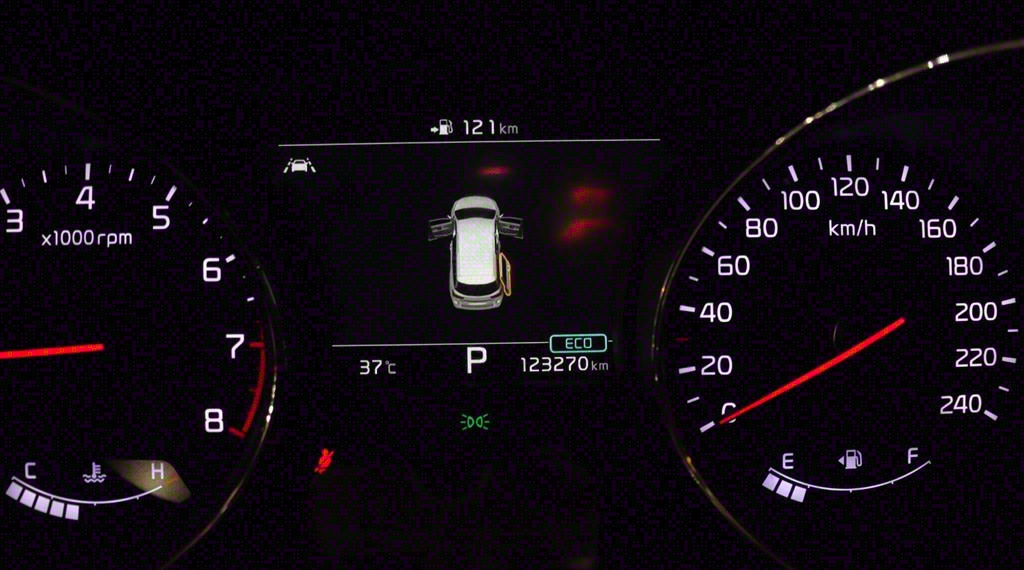 KIA Carnival 2019 Blanco - Importación desde Corea - HF Imports Iquique - Foto 11