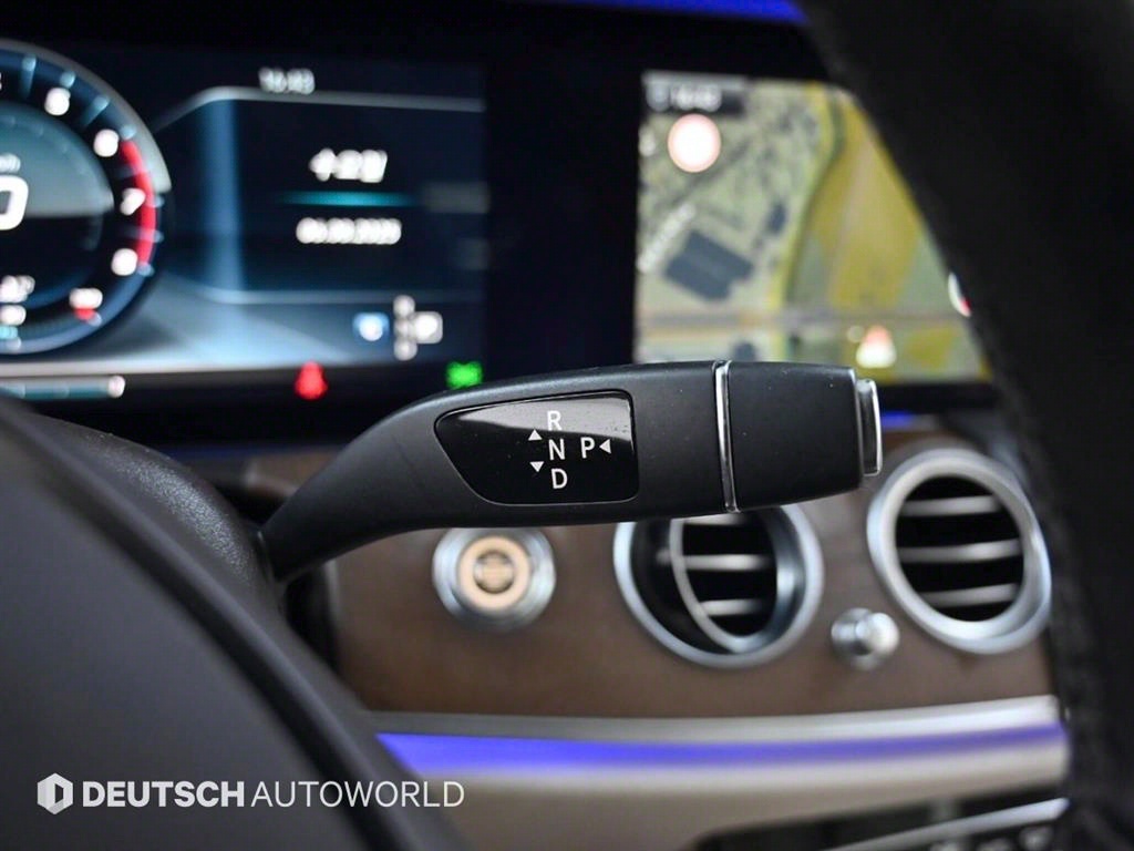 Mercedes Benz E class - Vista 9