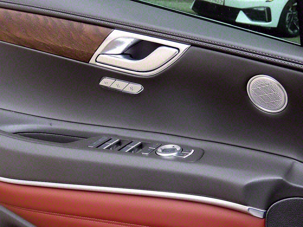 Genesis GV80 - Vista 12