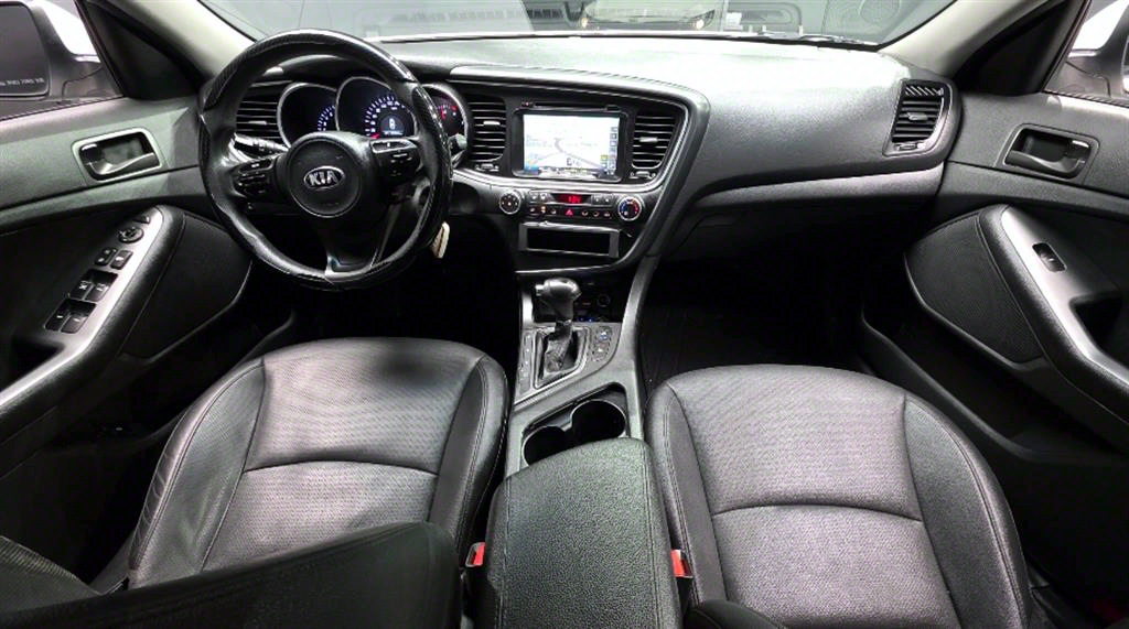 KIA K5 - Vista 9