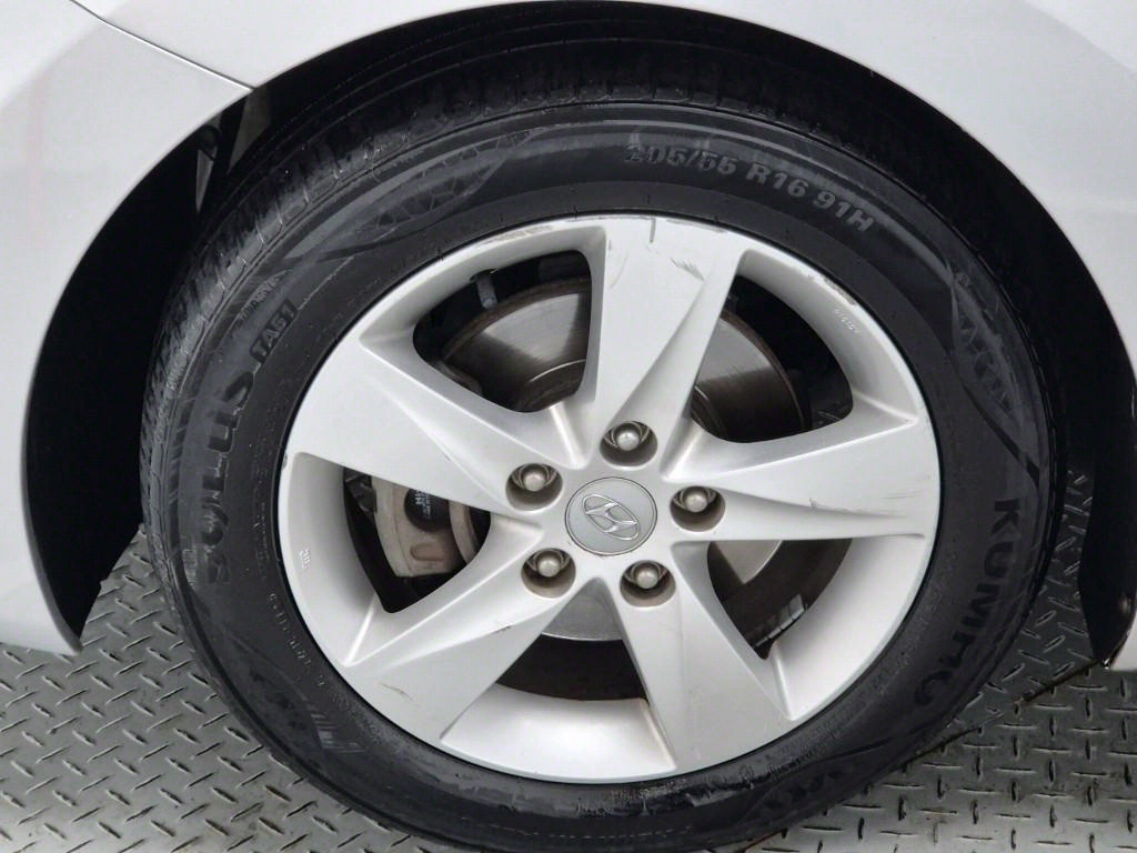 HYUNDAI Avante 2013 Plateado - Importación desde Corea - HF Imports Iquique - Foto 19