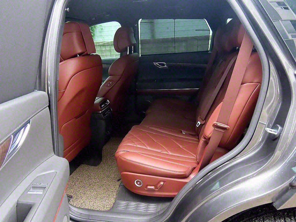 Genesis GV80 - Vista 6