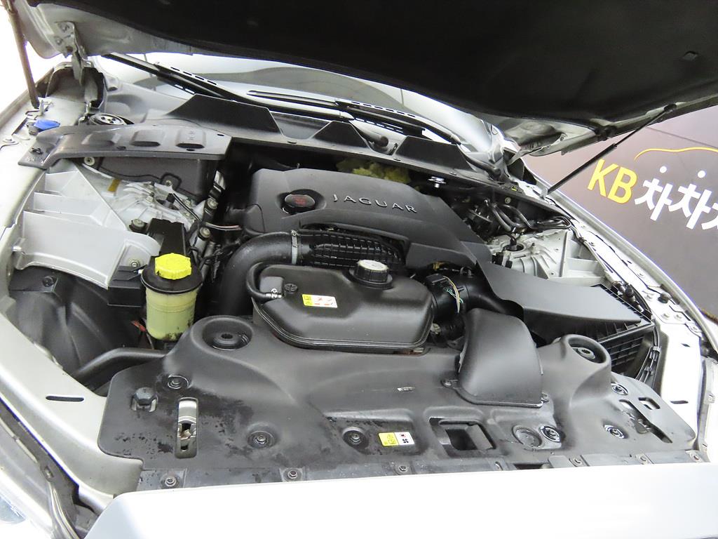 Jaguar XJ 2011 Gris - Importación desde Corea - HF Imports Iquique - Foto 19