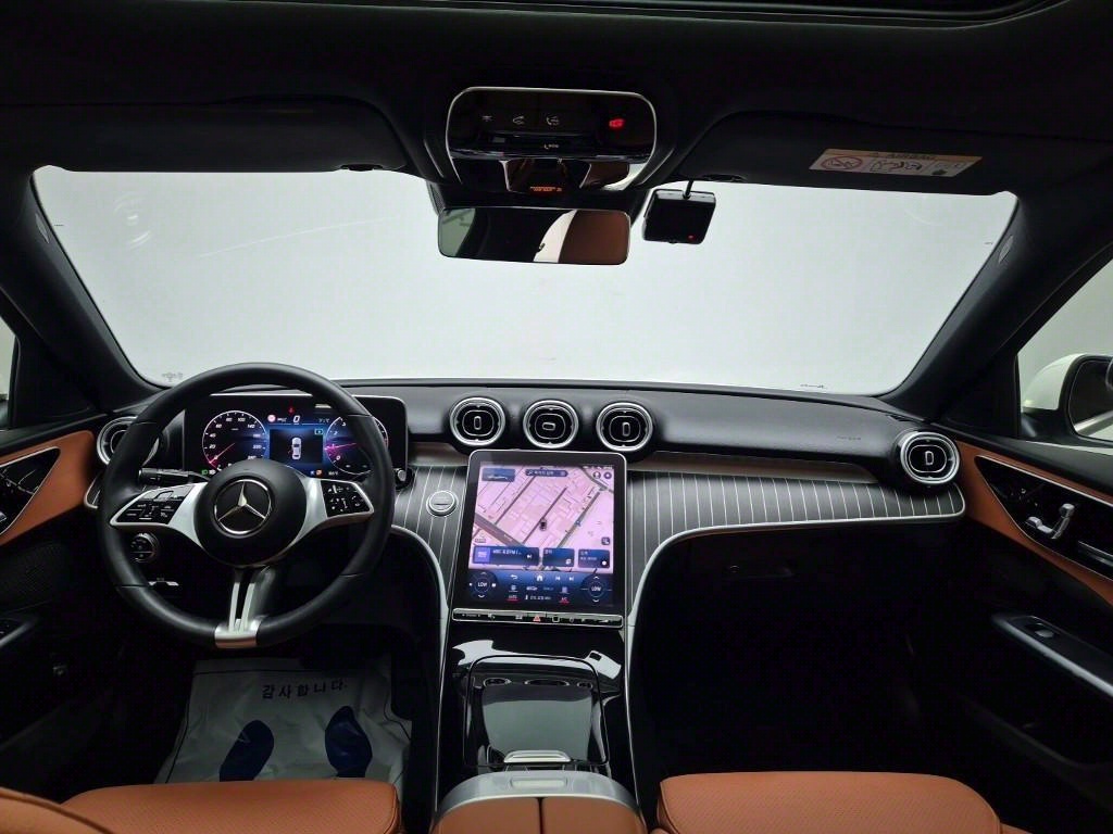 Mercedes Benz C Class - Vista 6