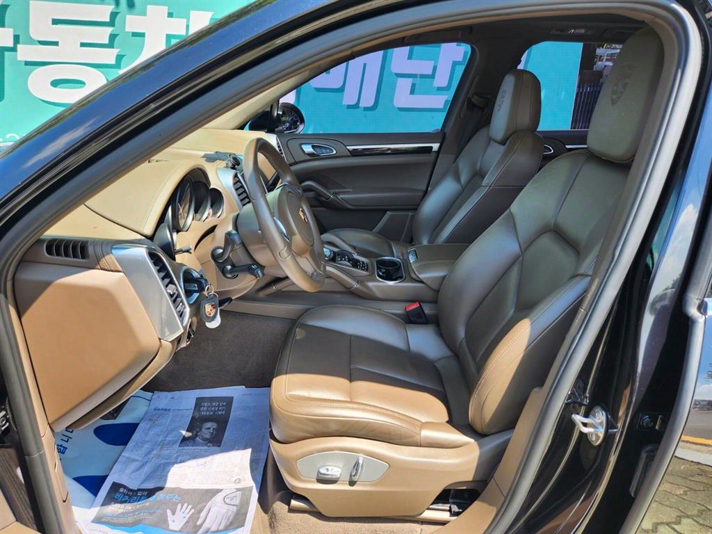 Porsche Cayenne - Vista 12