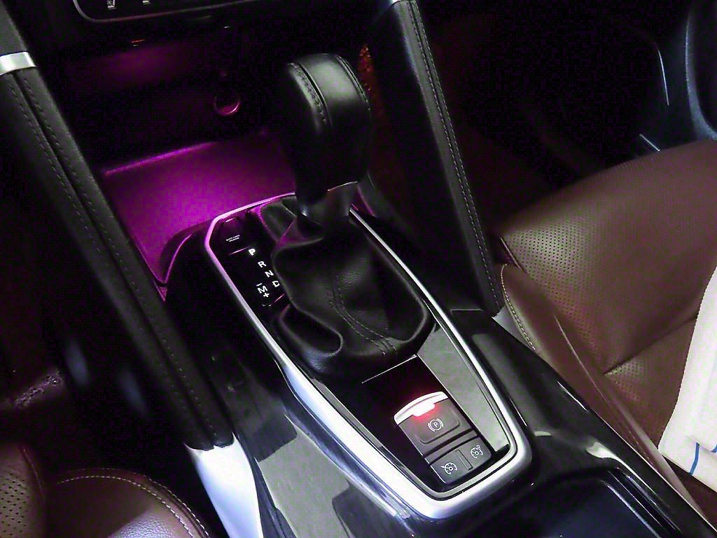 SAMSUNG QM6 - Vista 12