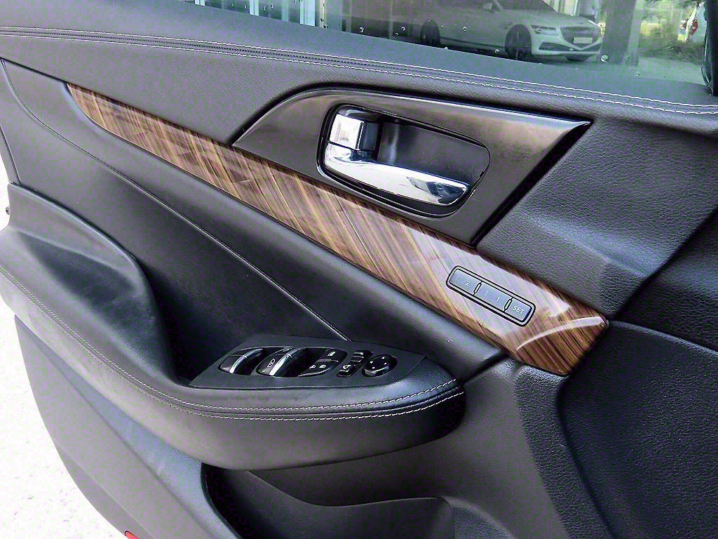 Nissan Maxima - Vista 11