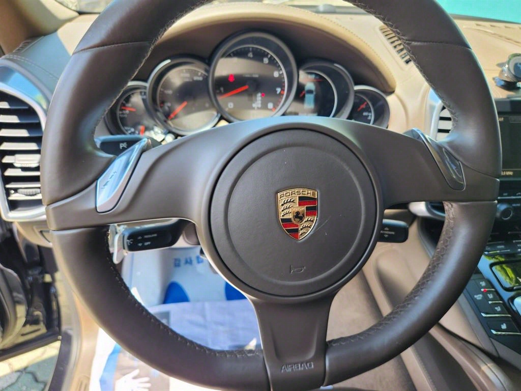 Porsche Cayenne 2013 Negro - Importación desde Corea - HF Imports Iquique - Foto 16