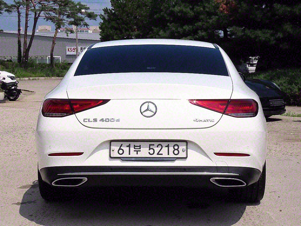 Mercedes Benz CLS Class - Vista 4