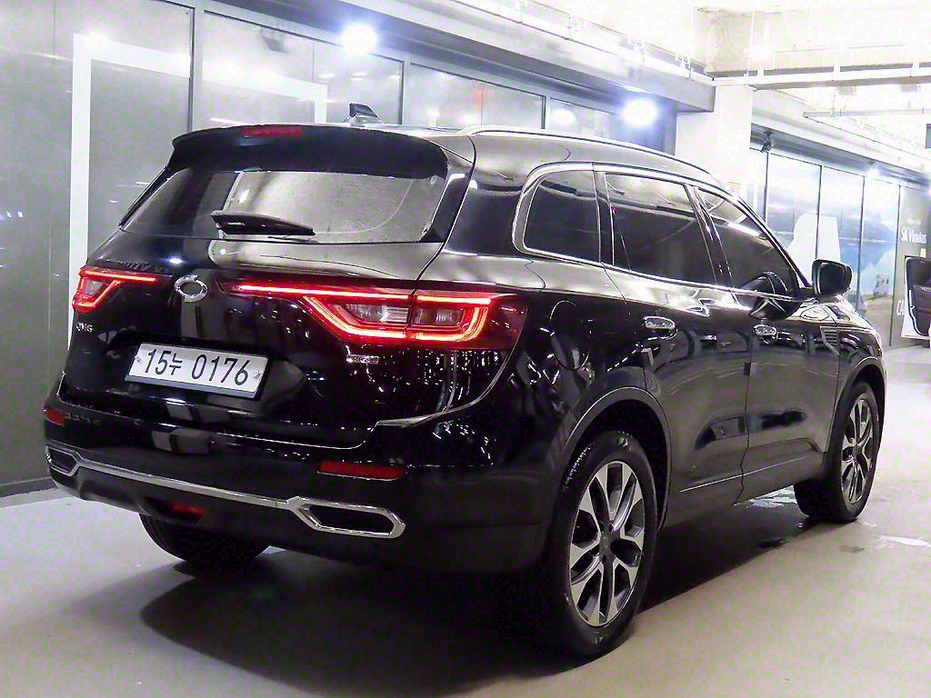 SAMSUNG QM6 - Vista 4