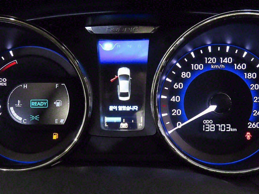 HYUNDAI Sonata - Vista 8