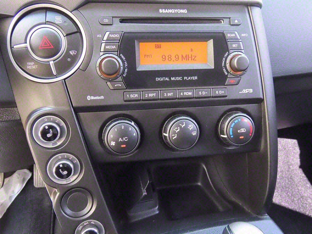 Ssangyong Korando 2017 Negro - Importación desde Corea - HF Imports Iquique - Foto 14